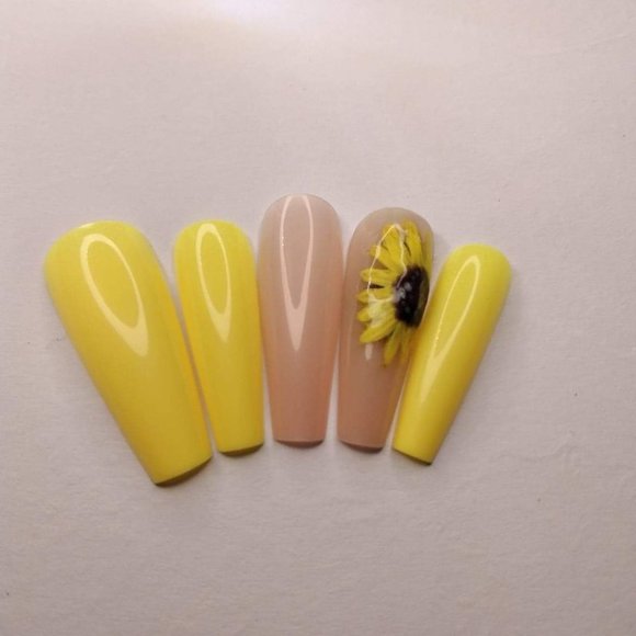 Spring Yellow/Nude/sunflower press on nailset pPN77 - Picture 4 of 10